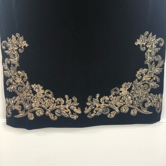 WHBM Black velvet sleeveless (cap sleeves) embellished cocktail dress Size XXS - Picture 2 of 16